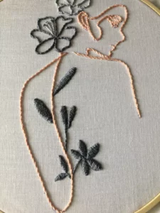 broderie moderne femme