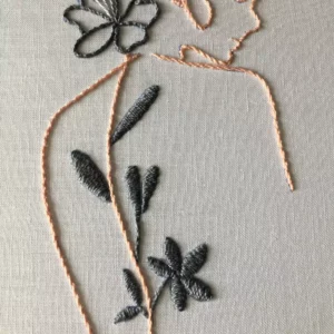 broderie moderne femme