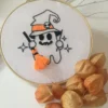 Broderie halloween fantôme