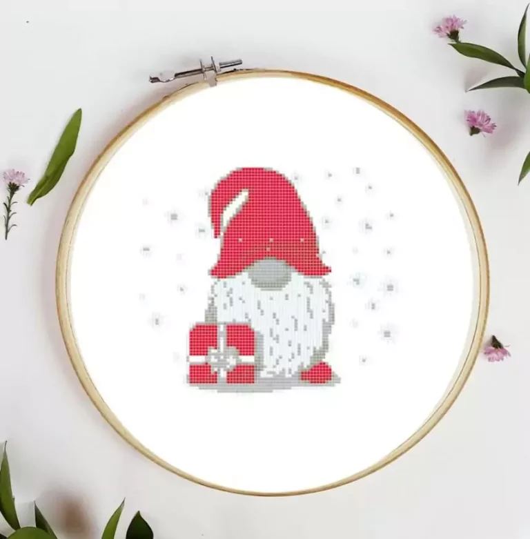 Point de croix PDF gnome de Noel