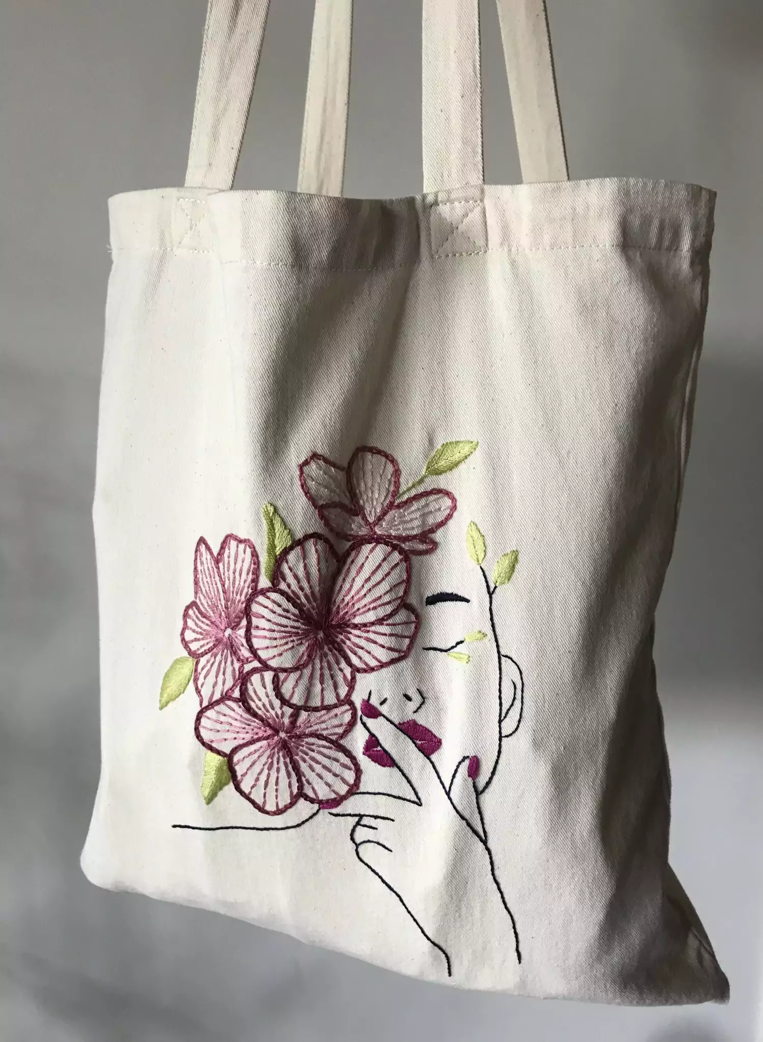Broderie tote bag visage
