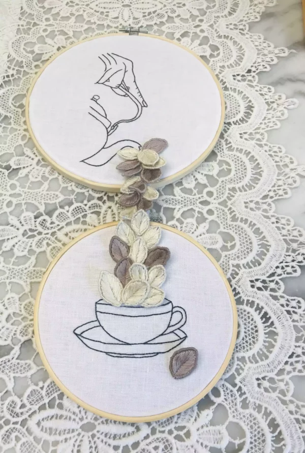 Broderie stumpwork théière