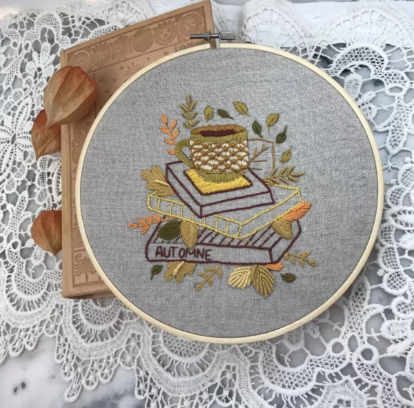 Livre de broderie relief – Image 6